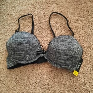 NWT Coobie 34 C Bra..  Padded Underwire, removable straps.